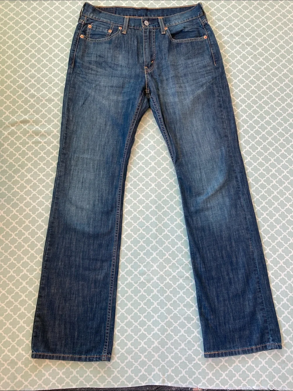 Levis very good